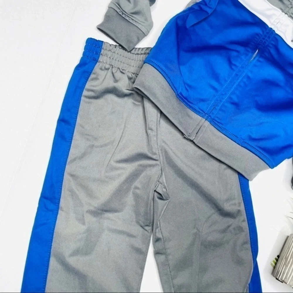 Puma size 2t